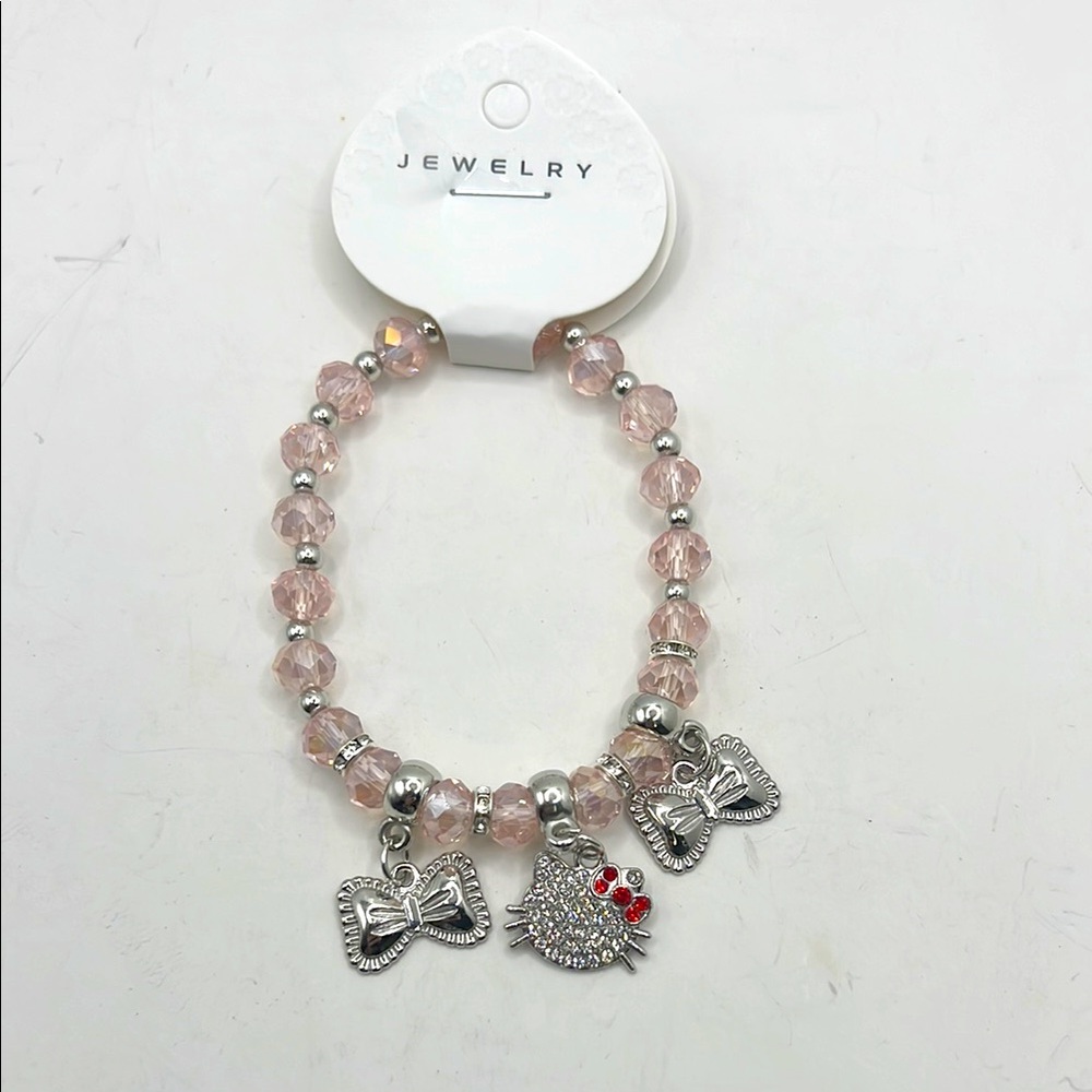 🐿️ 5 for $20 (any jewelry w squirrel)
Charm Bracelet with hello kitty charm